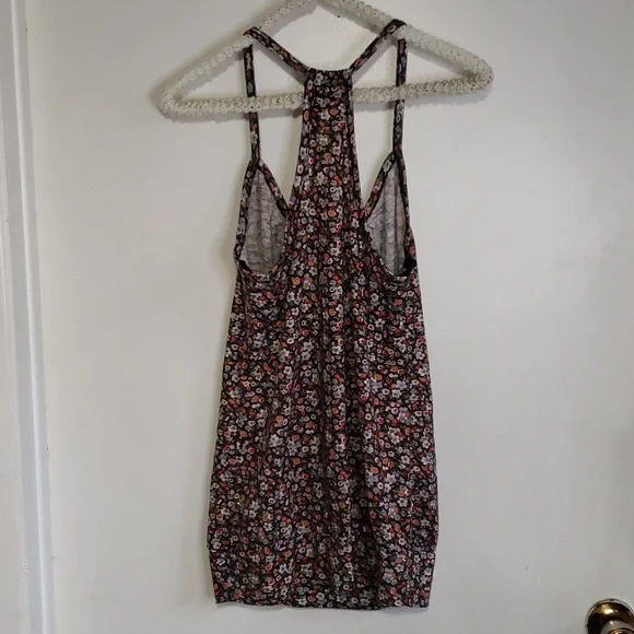 Flower Tank Top - Picture 2 of 3